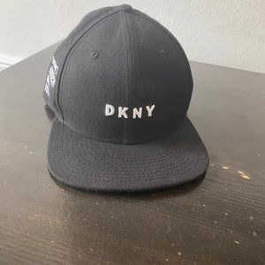 DKNY Wool baseball cap